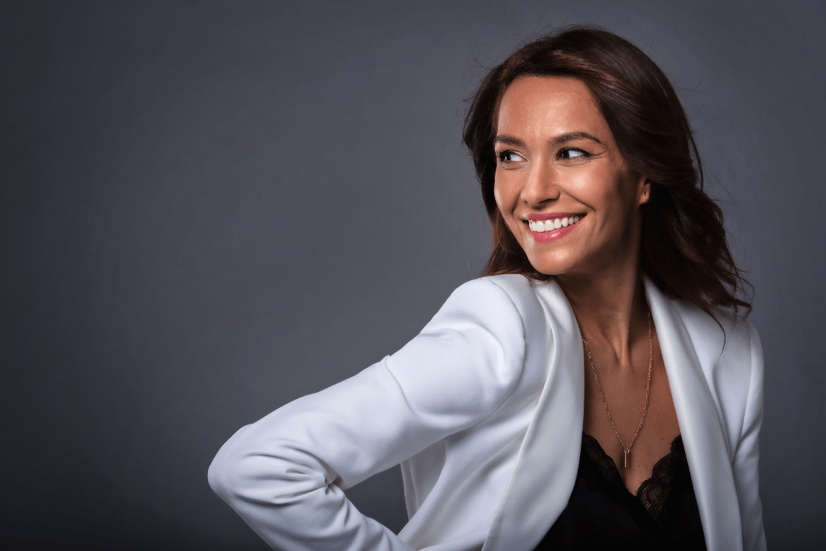 Adult acne attacking your self-confidence? Put your best face forward.